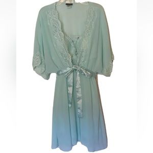 Cinema Etoile Green Lace Babydoll Gown Robe Wm. Medium Underwire Keyhole Ruffle